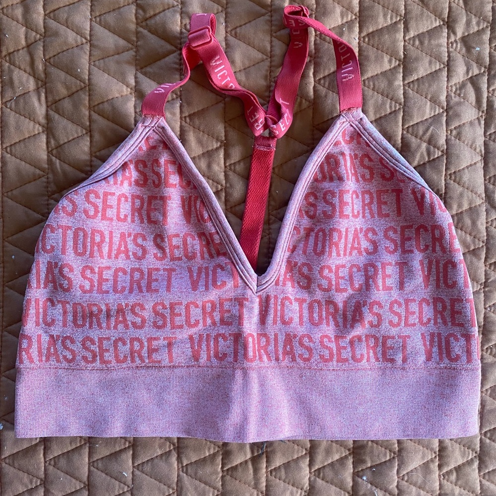 Victoria’s Secret PINK Sports Bra
